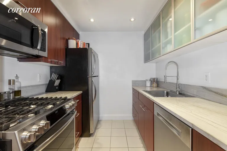 New York City Real Estate | View 215-217 East 96th Street, PHA | room 2 | View 3