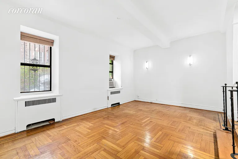 New York City Real Estate | View 95 Park Terrace East, AA | room 3 | View 4