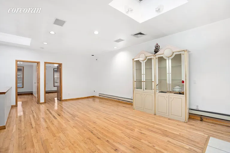 New York City Real Estate | View 4408 5th Avenue, #2 | room 1 | View 2