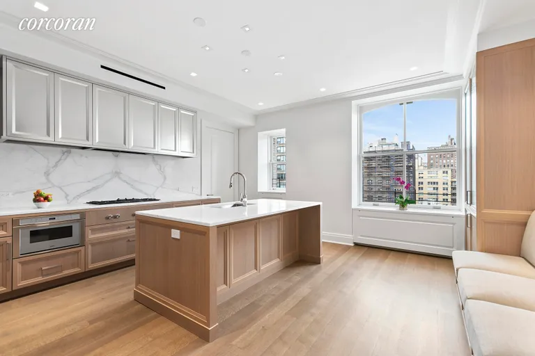 New York City Real Estate | View 225 West 86th Street, 711 | room 2 | View 3