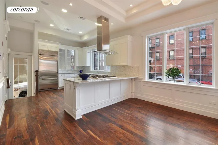 New York City Real Estate | View 218 Greene Avenue | room 2 | View 3