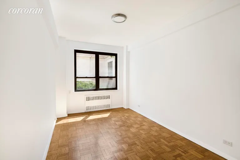 New York City Real Estate | View 30 East 37th Street, TH3 | room 6 | View 7