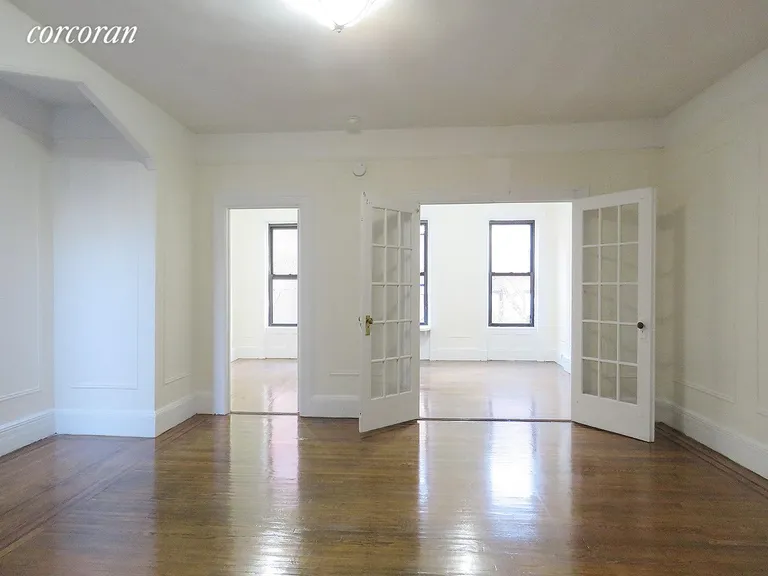New York City Real Estate | View 414 East 89th Street, 5-R | 2 Beds, 1 Bath | View 1