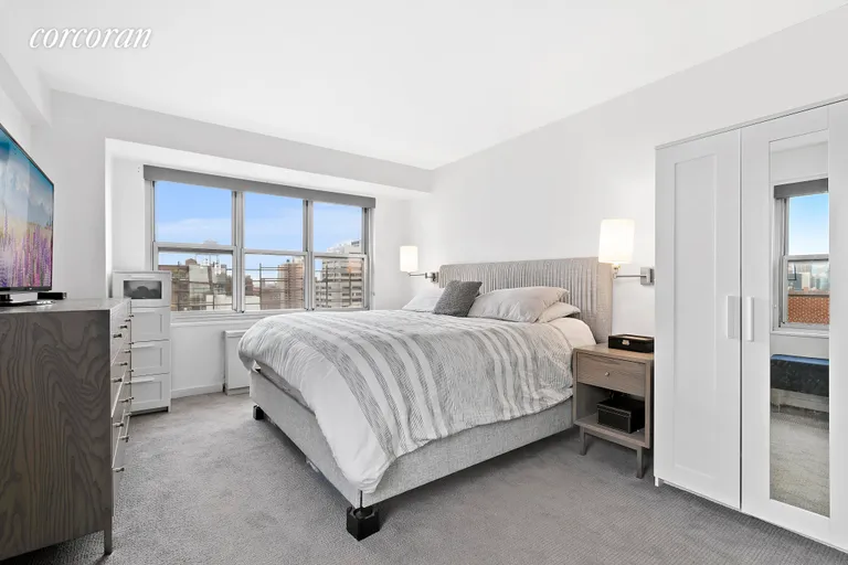 New York City Real Estate | View 205 Third Avenue, 18M | room 4 | View 5