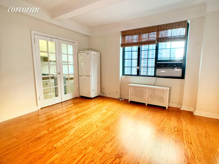New York City Real Estate | View 211 East 35th Street, 7-A | room 3 | View 4