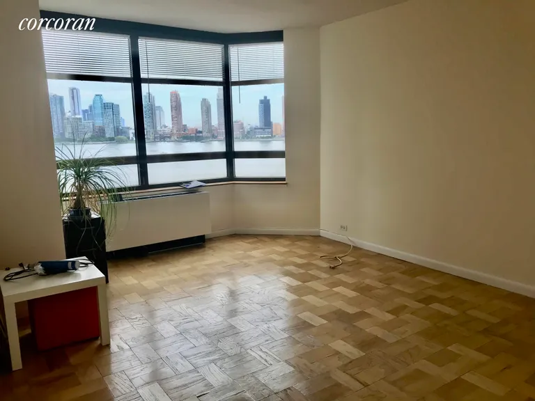 New York City Real Estate | View 630 First Avenue, 10A | room 2 | View 3