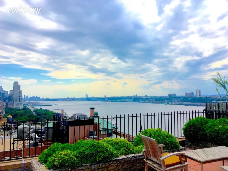 New York City Real Estate | View 140 Riverside Drive, 18D | Views for miles from common roofdeck | View 8