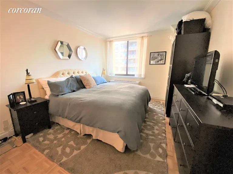 New York City Real Estate | View 250 East 40th Street, 26E | room 2 | View 3