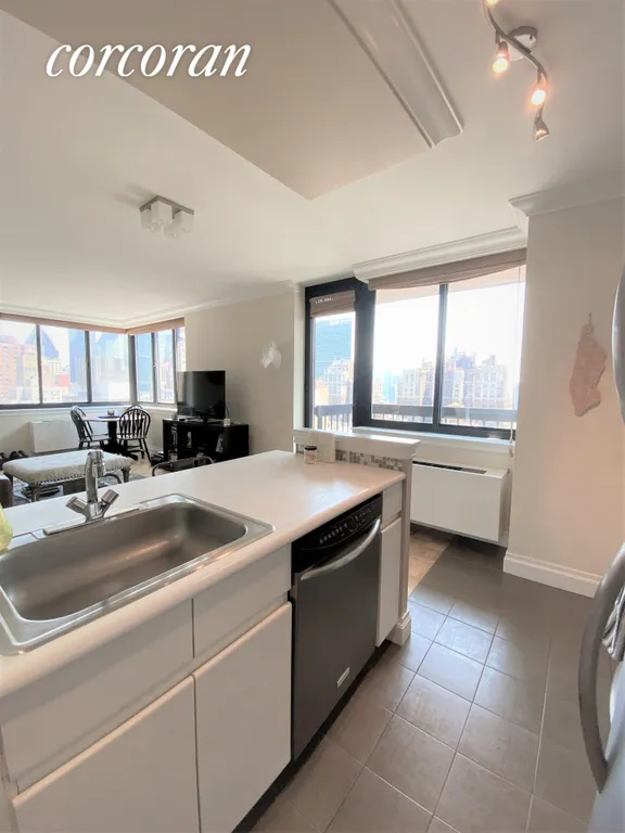 New York City Real Estate | View 250 East 40th Street, 26E | room 4 | View 5