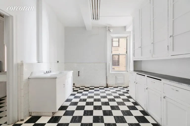 New York City Real Estate | View 1160 Park Avenue, 2A | Kitchen | View 16