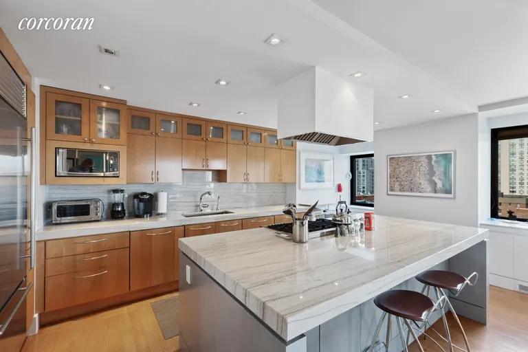 New York City Real Estate | View 180 East End Avenue, 11A | room 2 | View 3