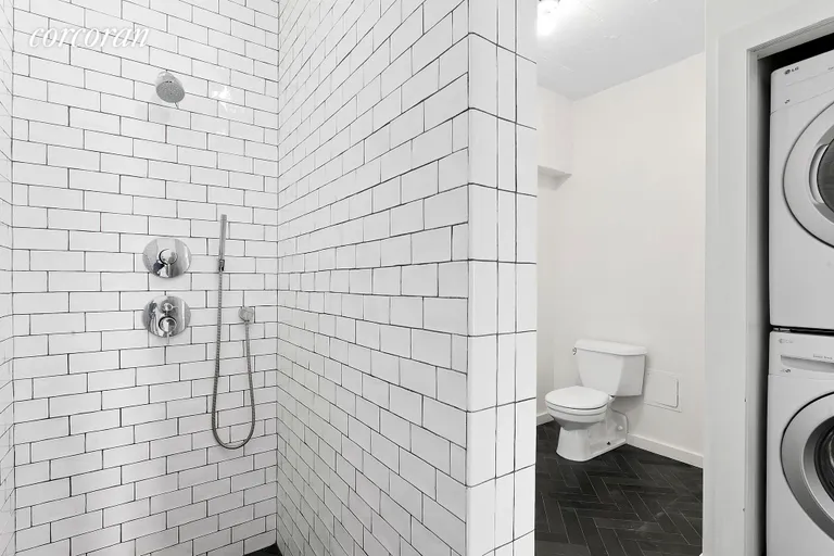 New York City Real Estate | View 330 WYTHE AVENUE, 4I | En Suite Bathroom | View 8