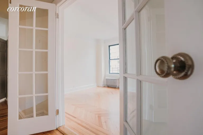New York City Real Estate | View 210 East 68th Street, 12CD | room 2 | View 3