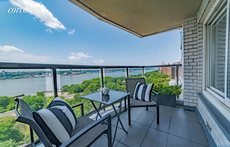 New York City Real Estate | View 60 Riverside Drive, 17F | room 8 | View 9