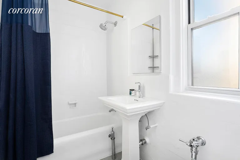 New York City Real Estate | View 170 West 81st Street, 7C | Renovated Windowed Bathroom | View 5