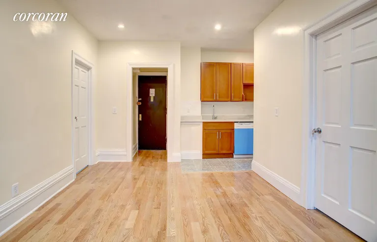 New York City Real Estate | View 160 Claremont Avenue, 4-L | room 1 | View 2