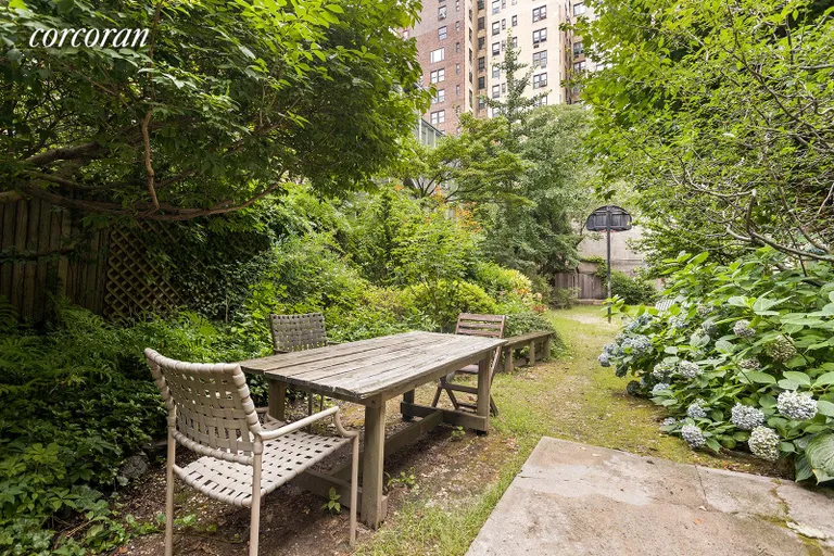 New York City Real Estate | View 33 West 93rd Street, 1m | room 12 | View 13