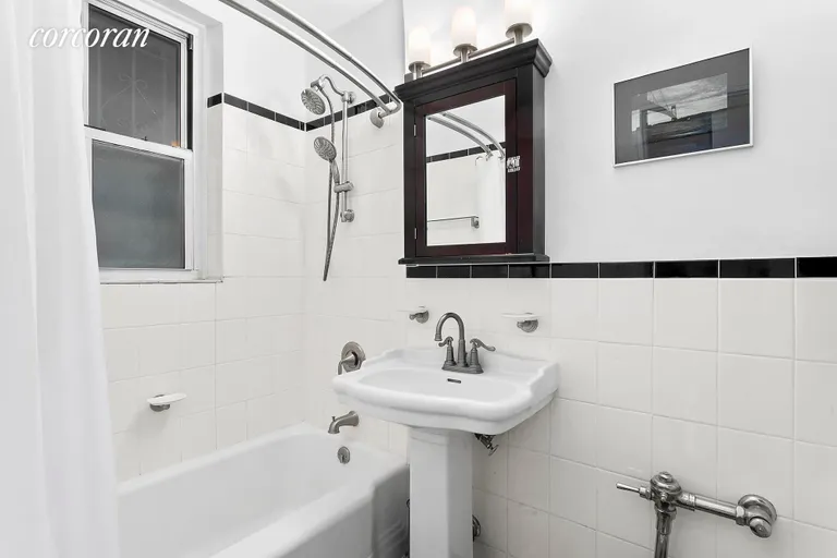 New York City Real Estate | View 245 Henry Street, 1A | Classic renovated bathroom | View 6