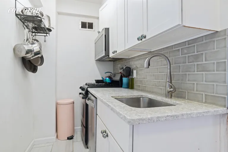 New York City Real Estate | View 270 Jay Street, 10G | Kitchen | View 2