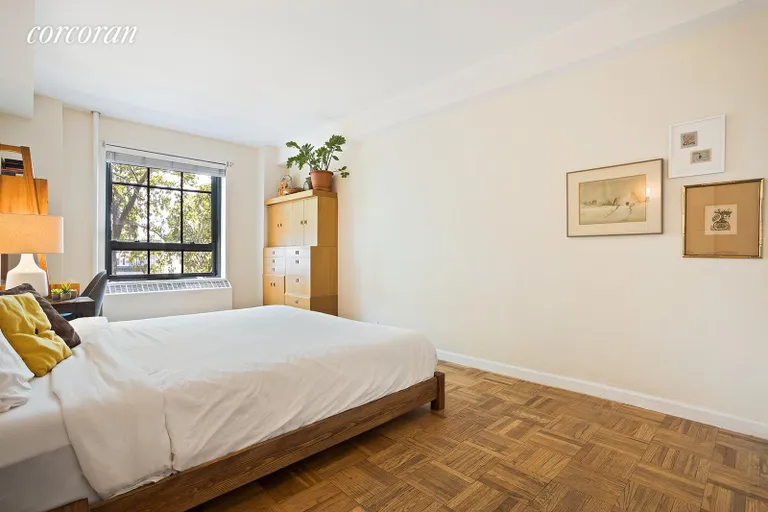 New York City Real Estate | View 365 Clinton Avenue, 5A | Huge! | View 4