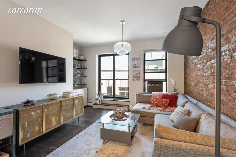 New York City Real Estate | View 115 Eastern Parkway, 4D | room 1 | View 2