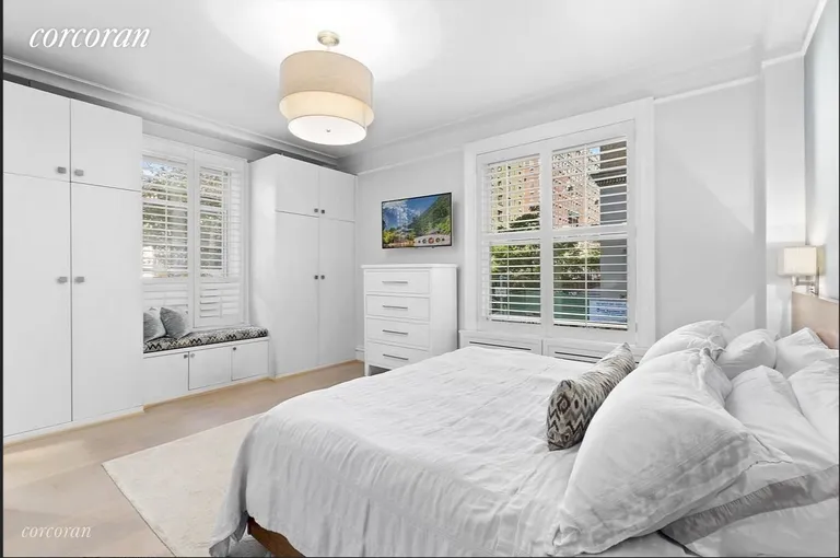 New York City Real Estate | View 780 West End Avenue, 2A | Master bedroom | View 7