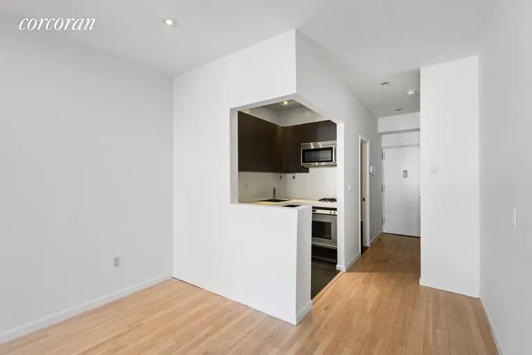 New York City Real Estate | View 186 West 80th Street, 4E | room 6 | View 7