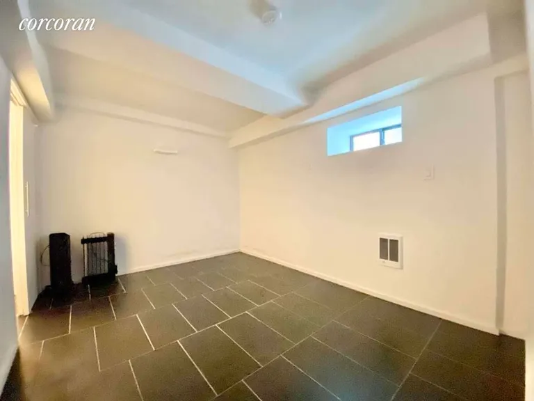 New York City Real Estate | View 29 Brooklyn Avenue, 1D | room 3 | View 4