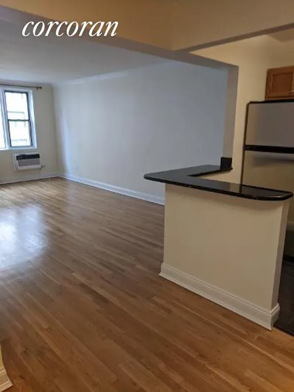 New York City Real Estate | View 200 East 28th Street, 5G | room 4 | View 5