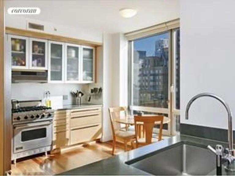 New York City Real Estate | View 30 West Street, 33E | room 3 | View 4