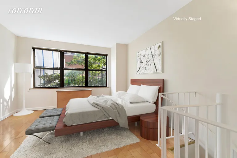 New York City Real Estate | View 230 East 52nd Street, PHD | room 3 | View 4