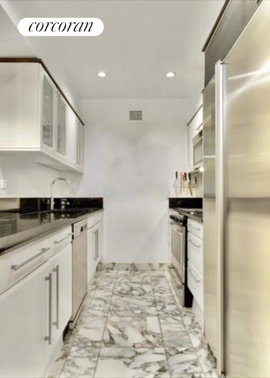 New York City Real Estate | View 43 West 61st Street, 14D | Kitchen | View 4