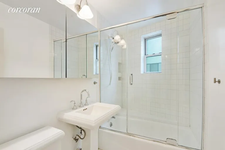 New York City Real Estate | View 340 Haven Avenue, 3B | room 4 | View 5