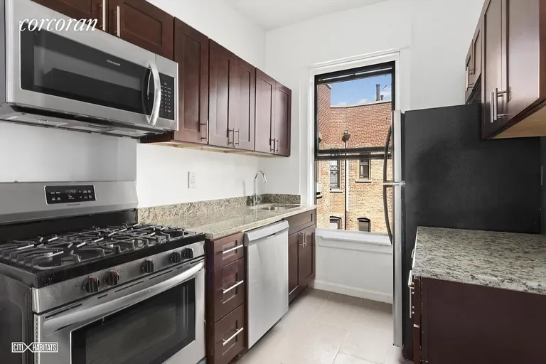 New York City Real Estate | View 515 West 111th Street, 6B | room 3 | View 4