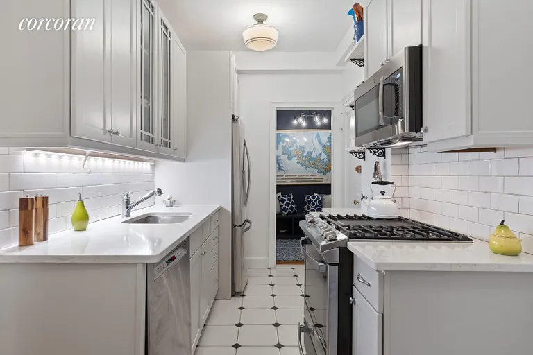 New York City Real Estate | View 135 Eastern Parkway, 2J | room 1 | View 2