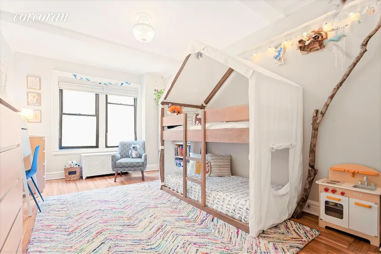 New York City Real Estate | View 135 Eastern Parkway, 2J | room 12 | View 13