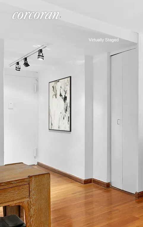 New York City Real Estate | View 77 East 12th Street, 15K | 77East12thStreet2KNewYorkNY100034Entry Wayfinal | View 11
