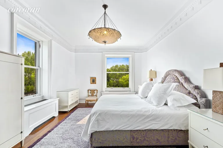 New York City Real Estate | View 151 Central Park West, 6N | Bathroom | View 4