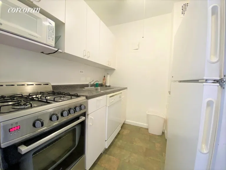 New York City Real Estate | View 111 Third Avenue, 6-B | room 3 | View 4