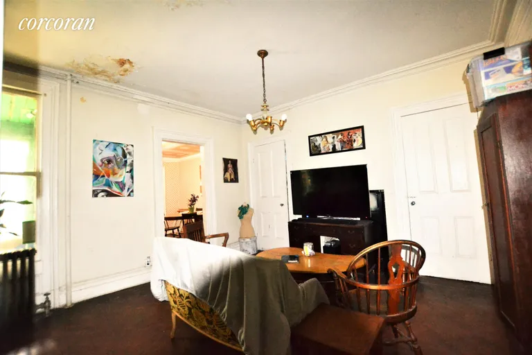 New York City Real Estate | View 105 Clermont Avenue | 1st floor living room | View 9
