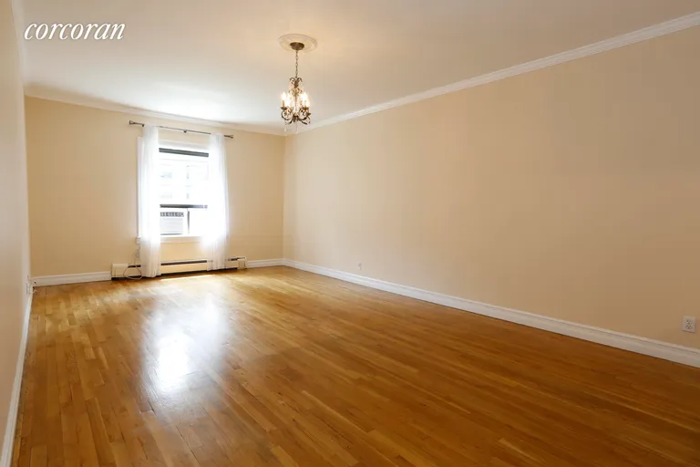 New York City Real Estate | View 250 West 88th Street, 706 | 2 Beds, 1 Bath | View 1