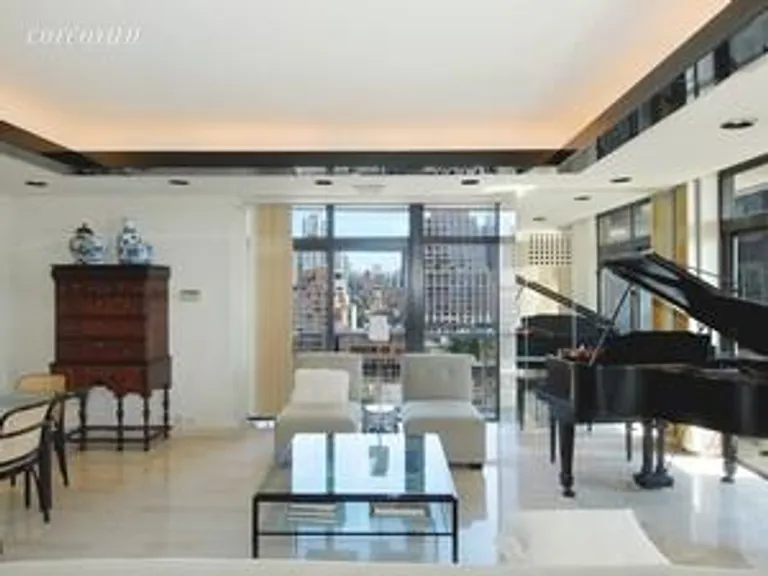 New York City Real Estate | View 100 United Nations Plaza, 16A | room 1 | View 2