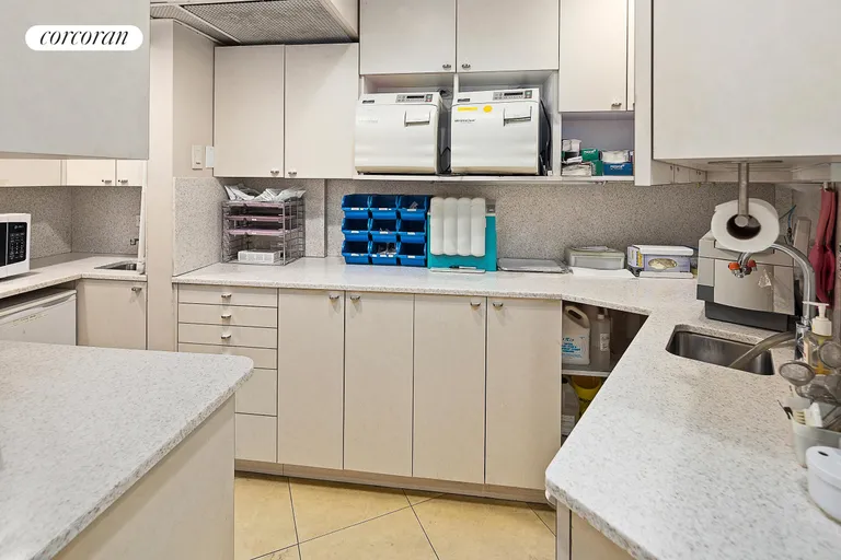 New York City Real Estate | View 901 Lexington Avenue, 1SPROF | Sterilization Room | View 7