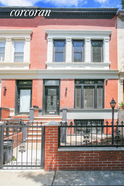 New York City Real Estate | View 273 Lefferts Avenue | room 7 | View 8