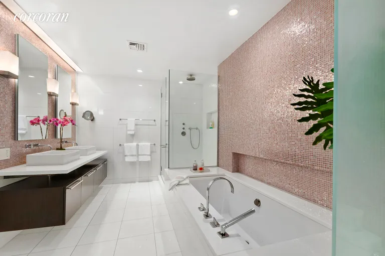 New York City Real Estate | View 32 West 18th Street, PH12AB | Pamper Yourself | View 15