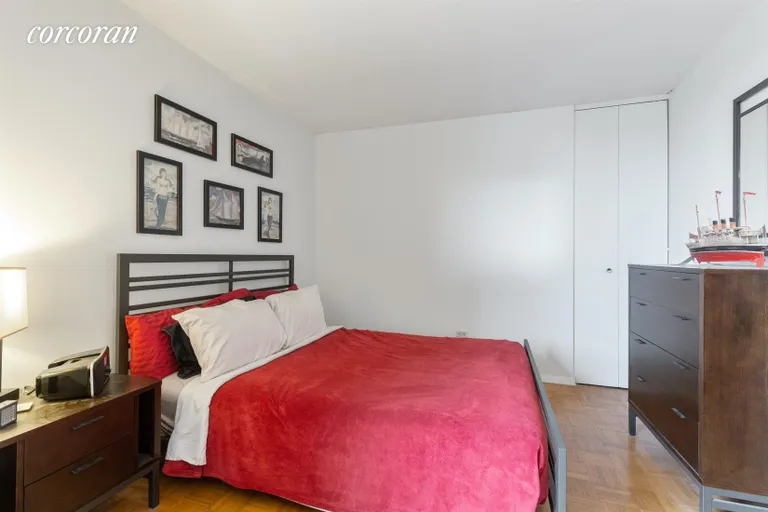 New York City Real Estate | View 2 South End Avenue, 7W | Bedroom | View 4