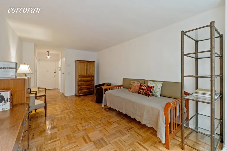 New York City Real Estate | View 301 East 22Nd Street, 5M | room 1 | View 2