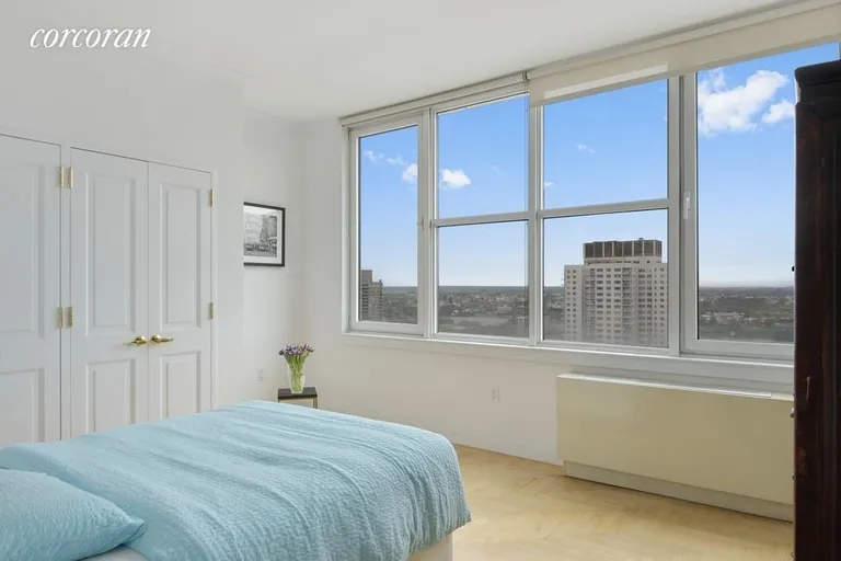 New York City Real Estate | View 404 East 76th Street, 29C | room 5 | View 6