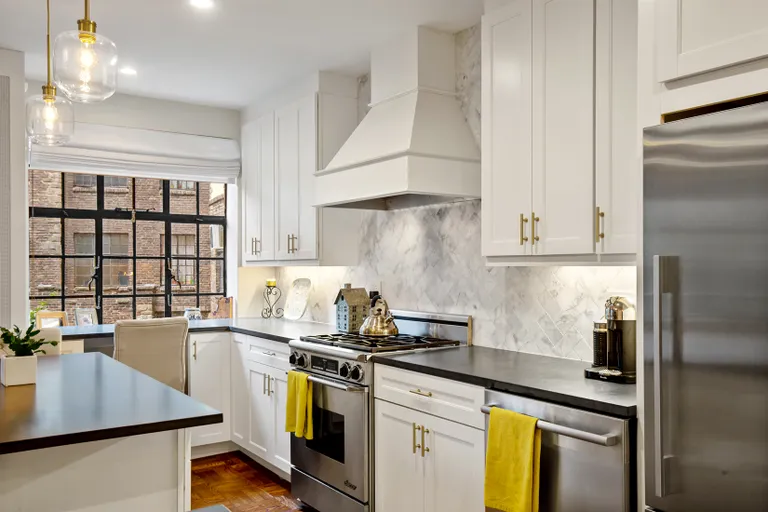 New York City Real Estate | View 116 Pinehurst Avenue, H23 | Kitchen | View 2