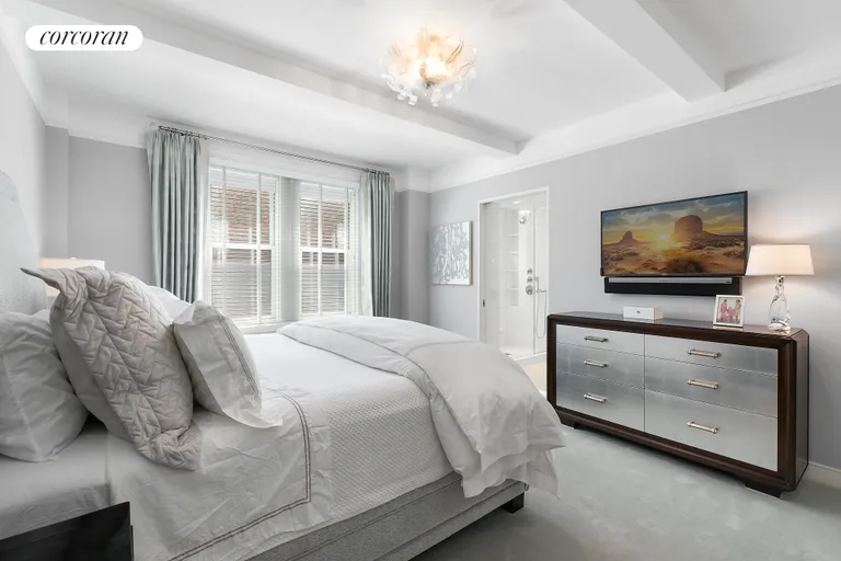 New York City Real Estate | View 11 West 69th Street, 6CD | room 5 | View 6